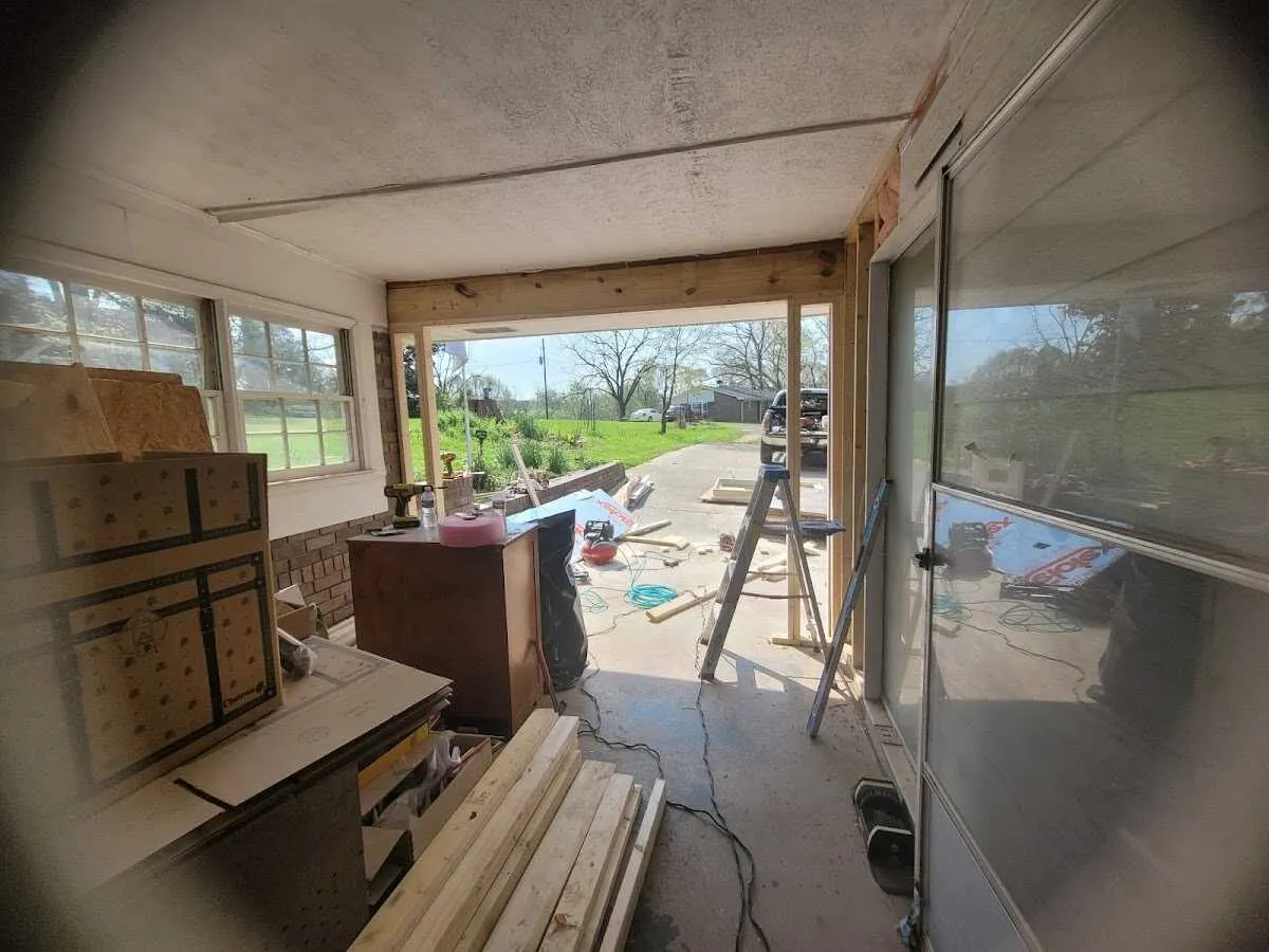 Air movers and dehumidifier for Drying & Dehumidification in Lakeway